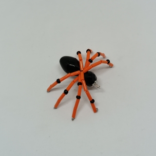 pavouk z korálků černý, oranžová